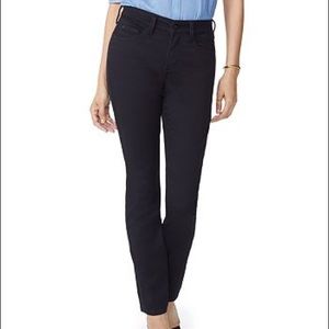 NWT | NYDJ Black Jean Legging